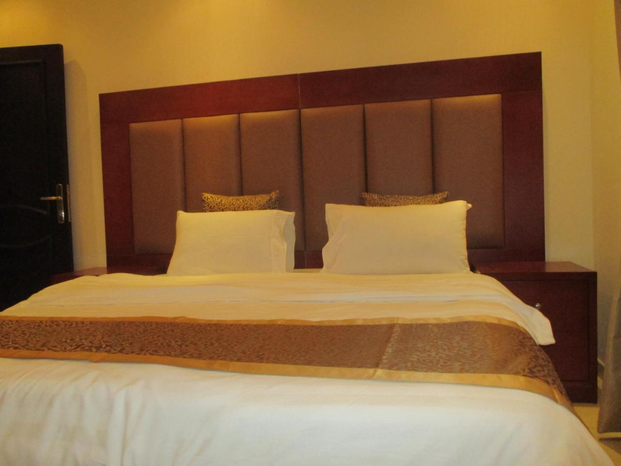 Leen Serviced Apartments Jiddah Esterno foto