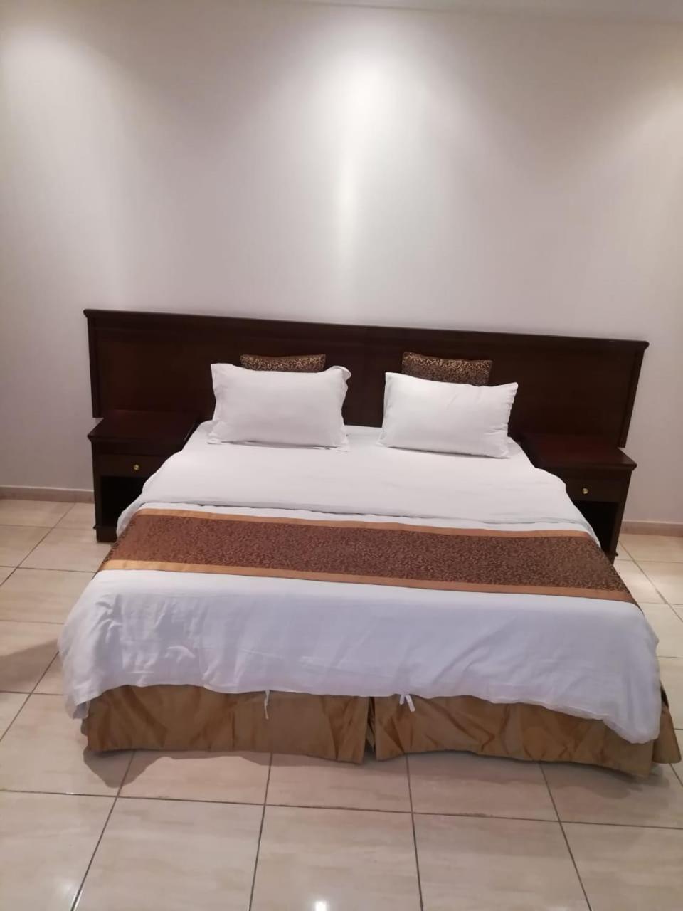 Leen Serviced Apartments Jiddah Esterno foto