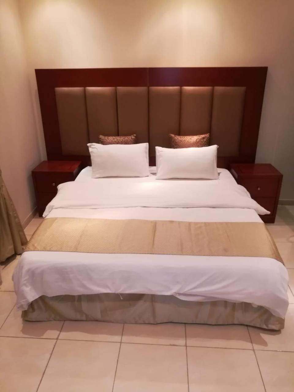 Leen Serviced Apartments Jiddah Esterno foto