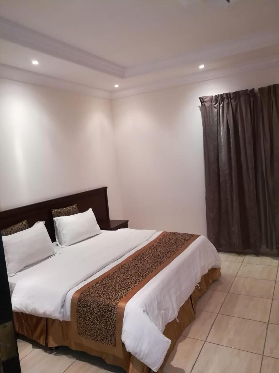 Leen Serviced Apartments Jiddah Esterno foto